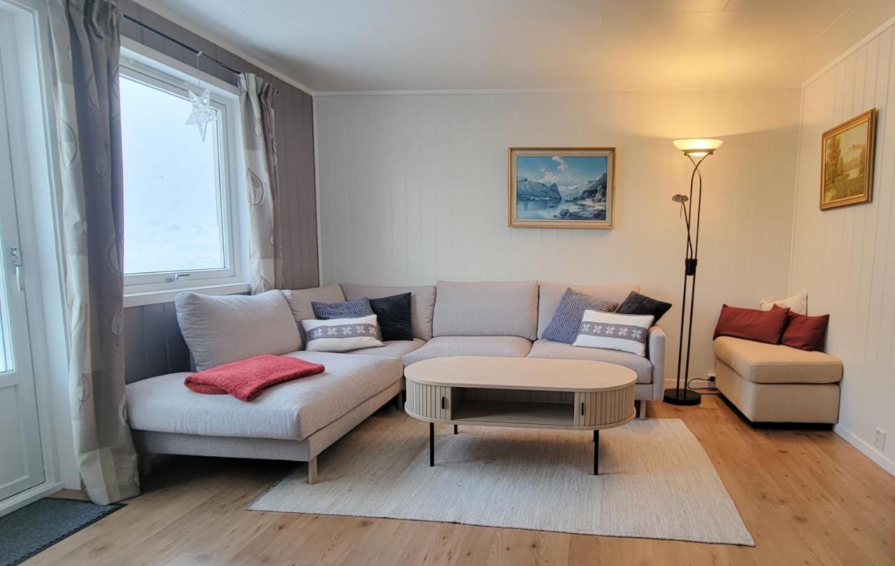 Segla Guesthouse - With View Of Fjord Fjordgard Exterior photo