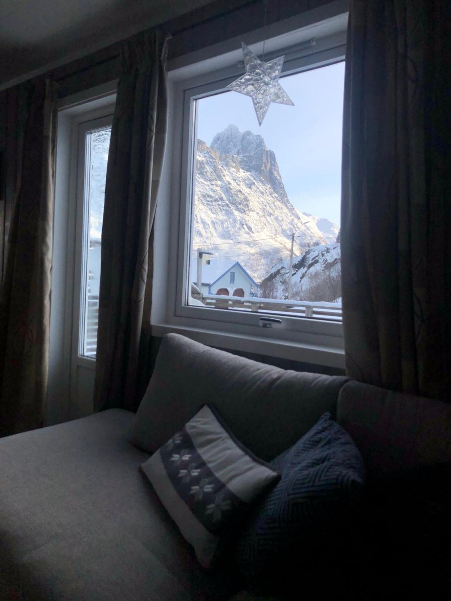 Segla Guesthouse - With View Of Fjord Fjordgard Exterior photo